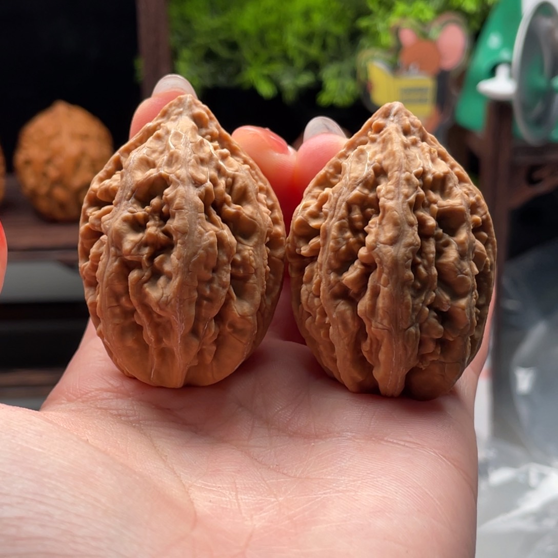 文玩核桃把件小楸千84