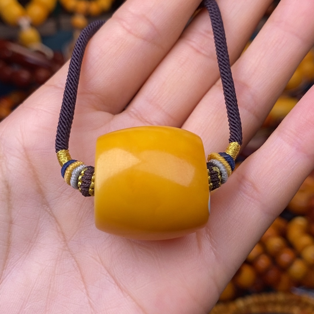 蜜蜡裸石未镶嵌蜜蜡