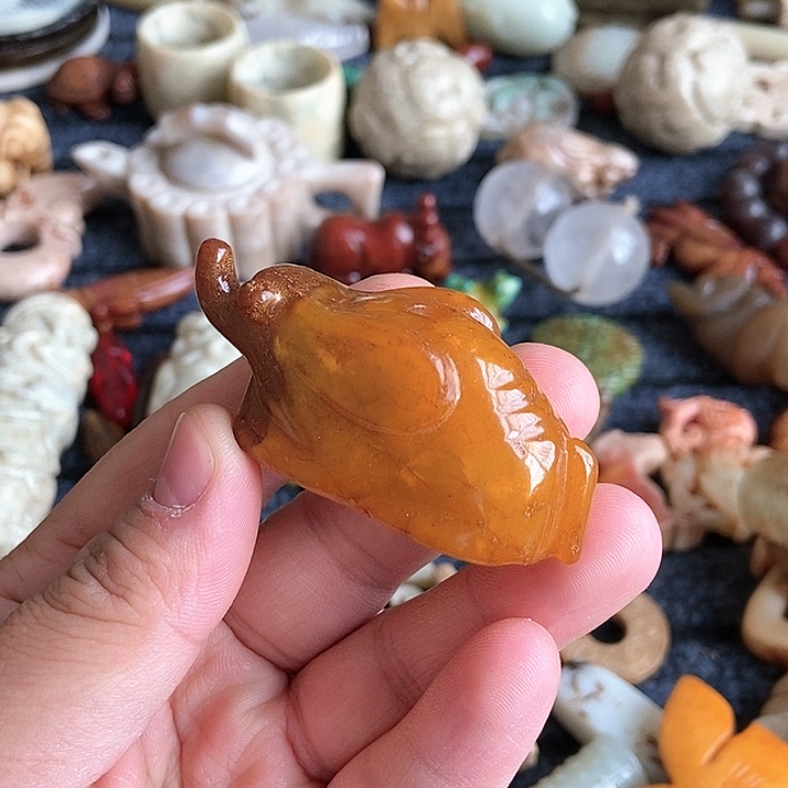 和田玉未镶嵌颈饰108