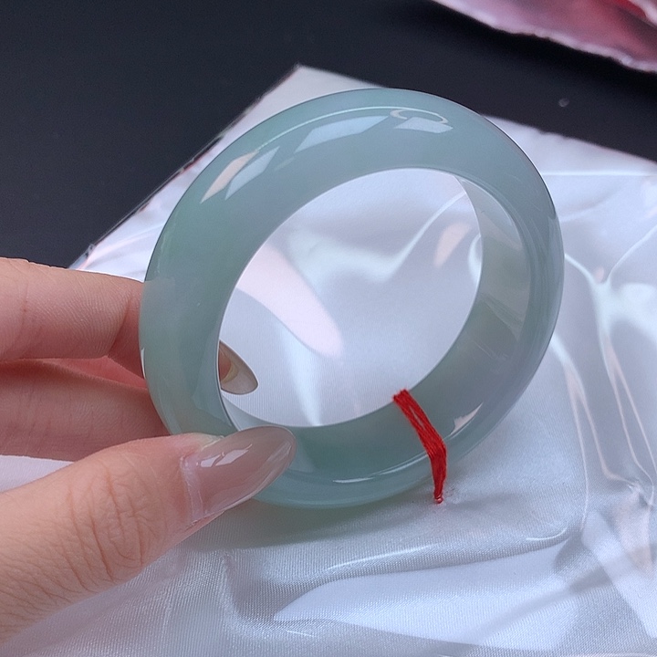 翡翠未镶嵌手镯54