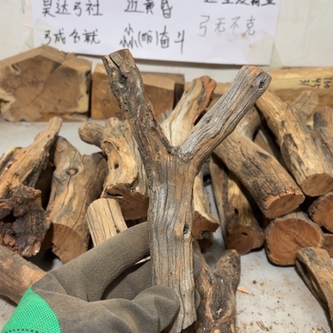 大果紫檀（缅甸花梨）潇****j