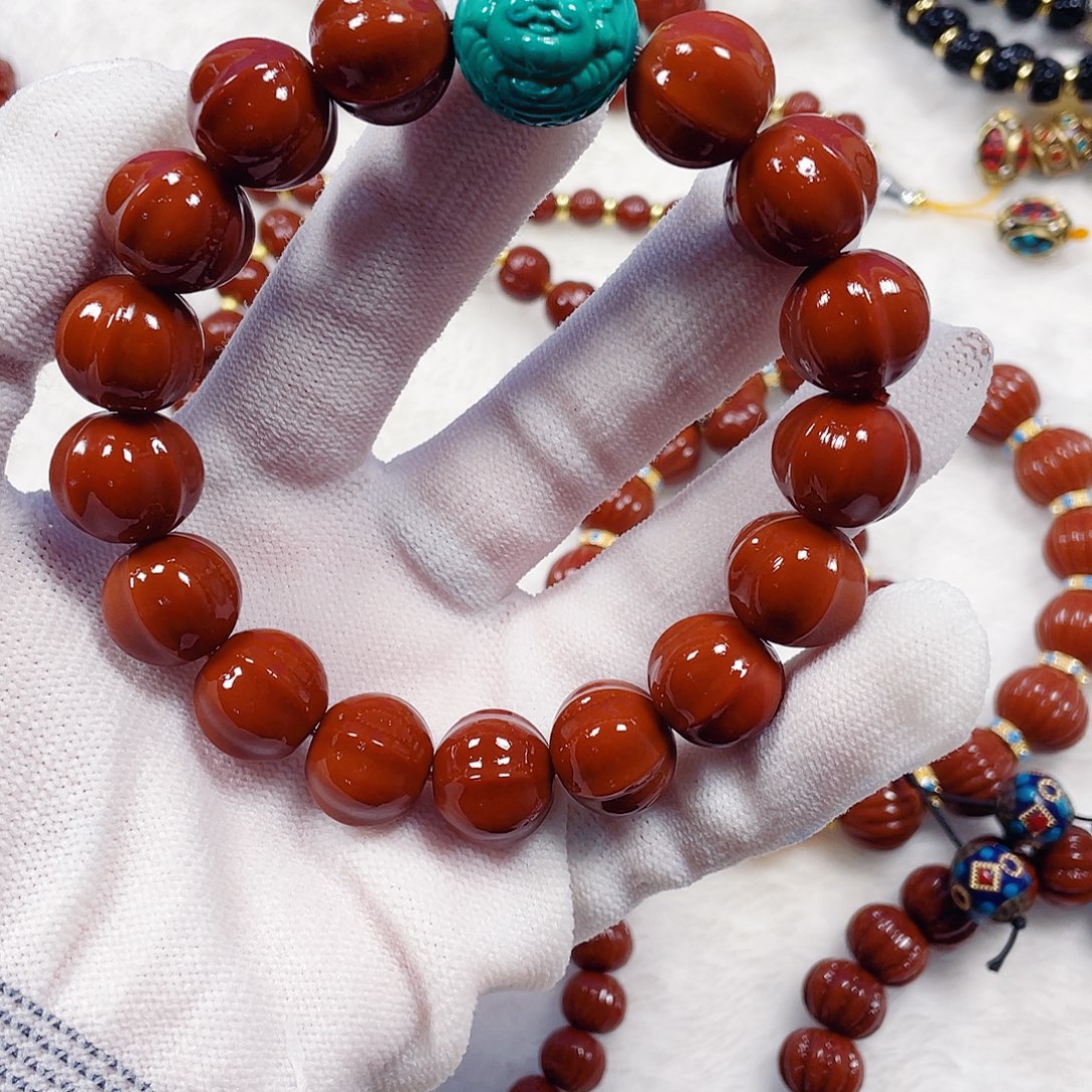 晓***吊坠猴头核桃猴头