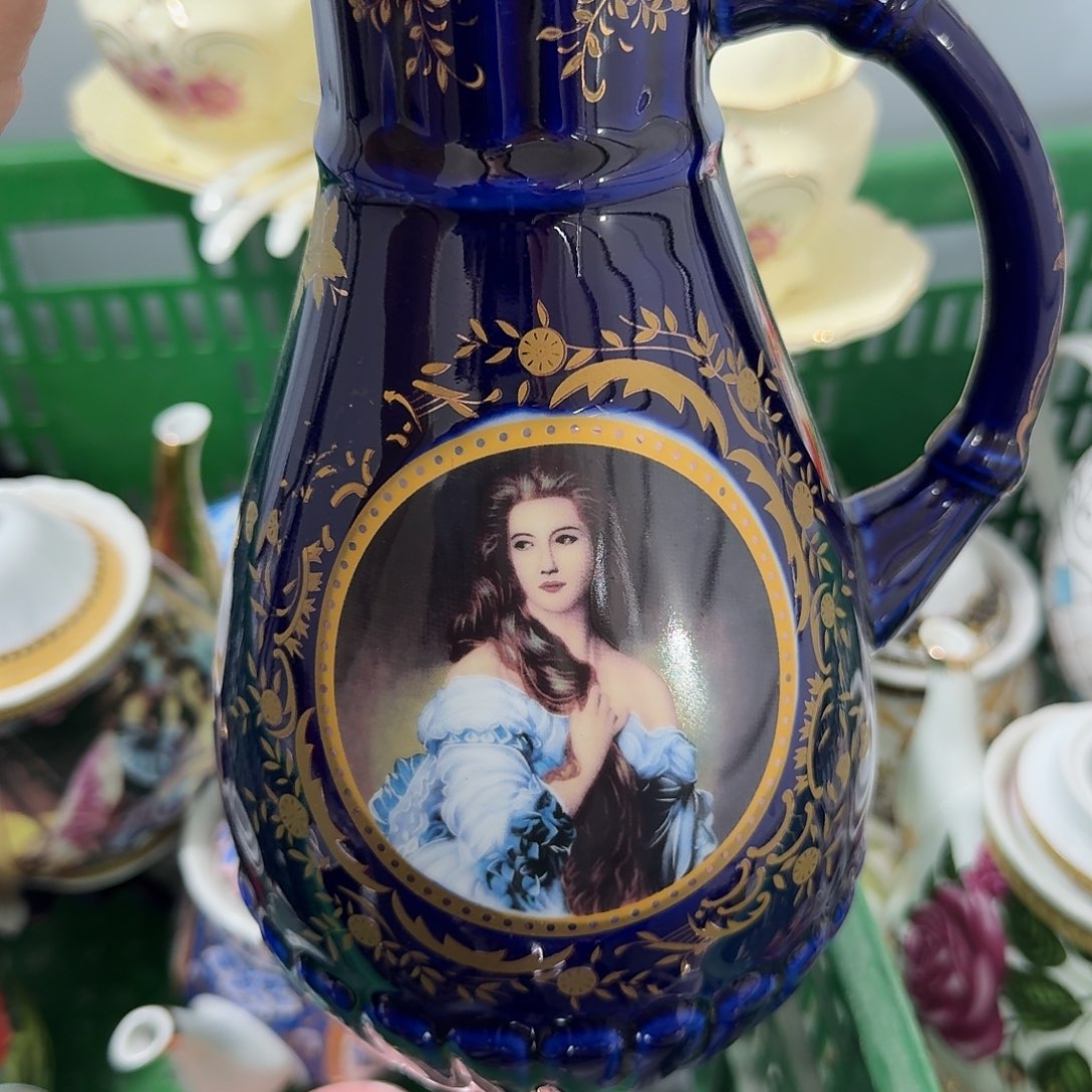 瓷片微瑕…………………………