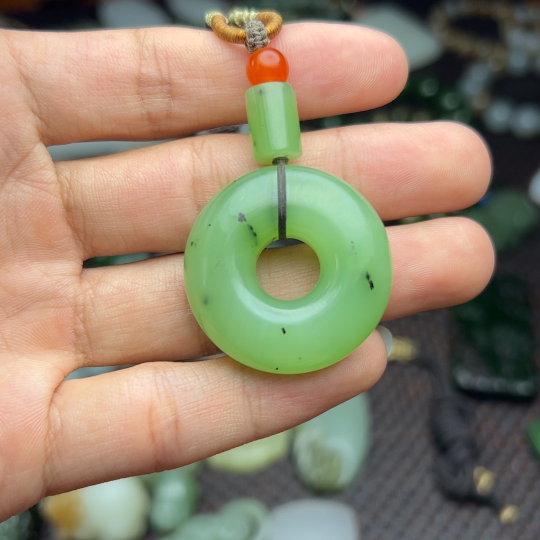 和田玉挂件未镶嵌