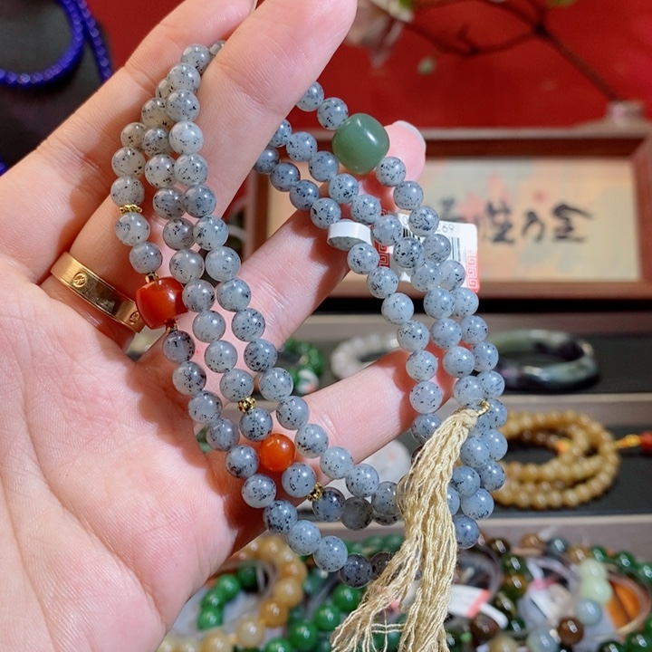 未镶嵌和田玉手链