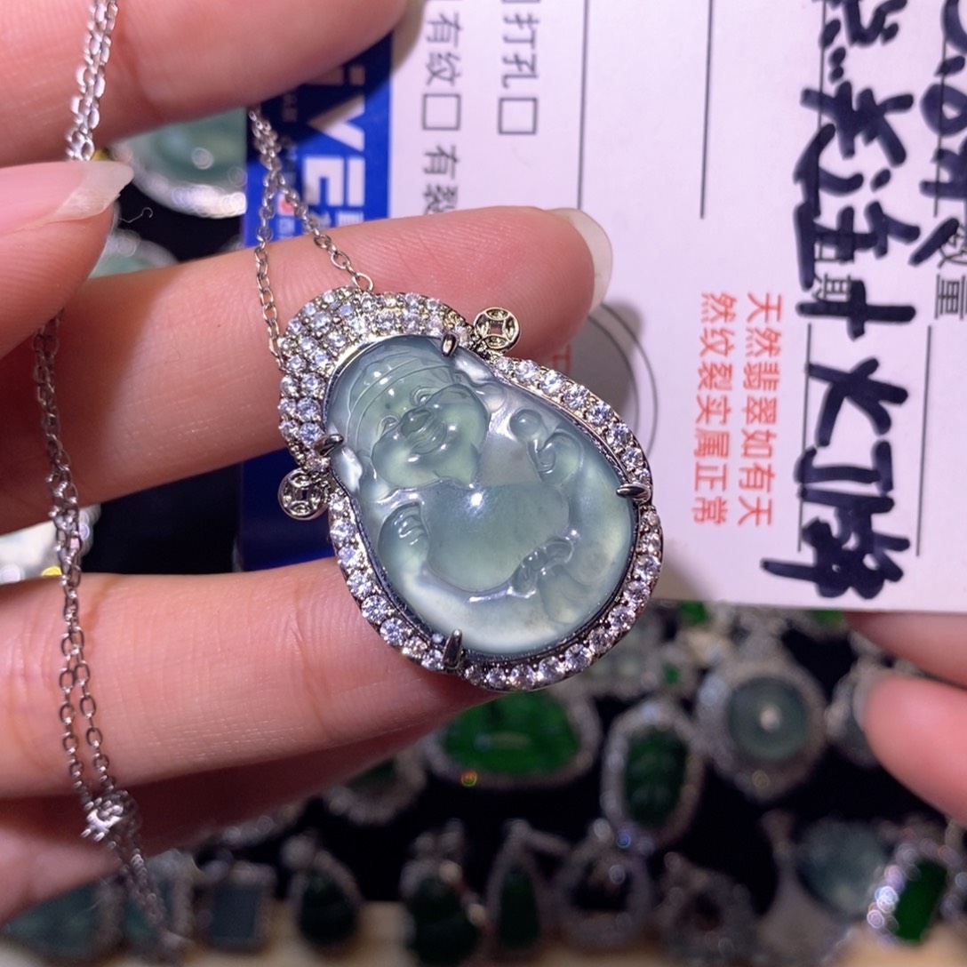 翡翠未镶嵌颈饰天然