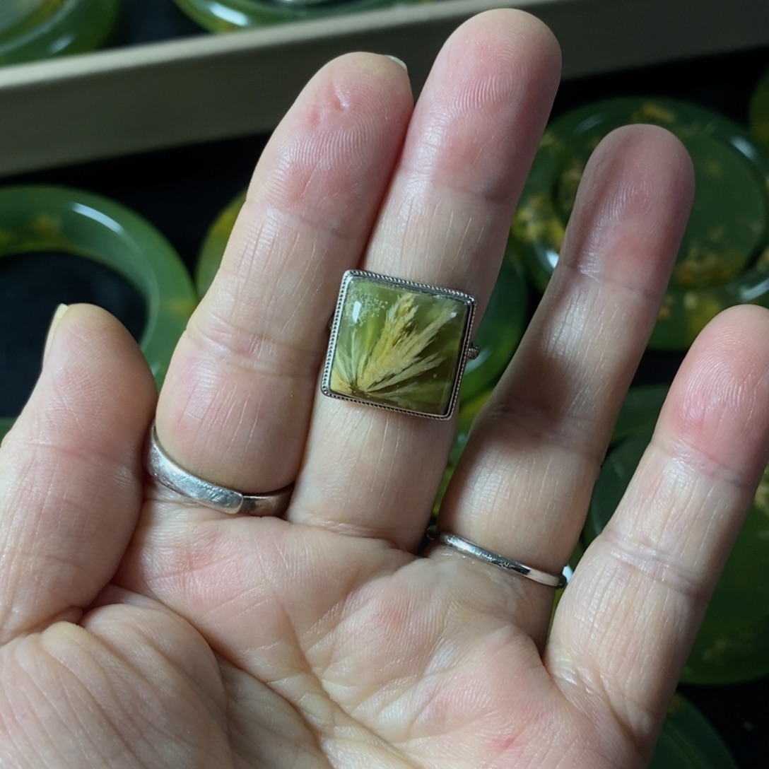 蛇纹石玉银S925镶嵌戒指