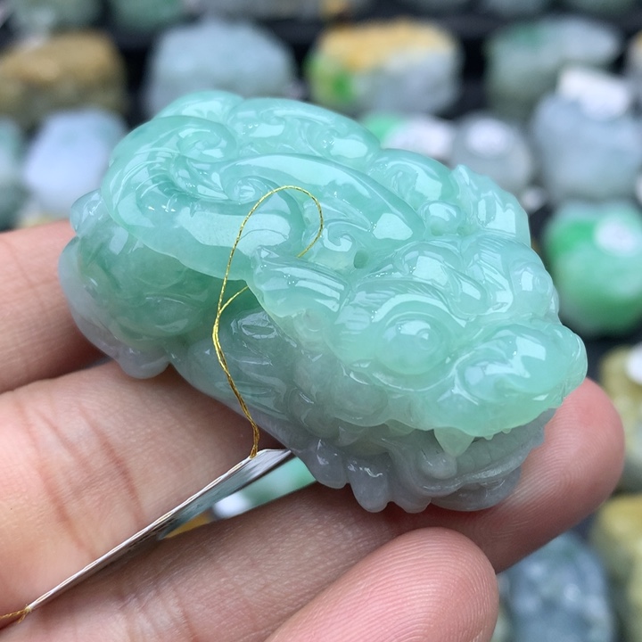 翡翠颈饰未镶嵌天然缅甸翡翠招财貔貅吊坠