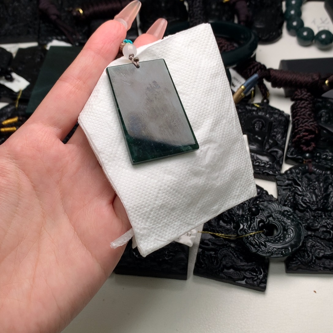 翡翠未镶嵌挂件天然a货钢琴黑挂件