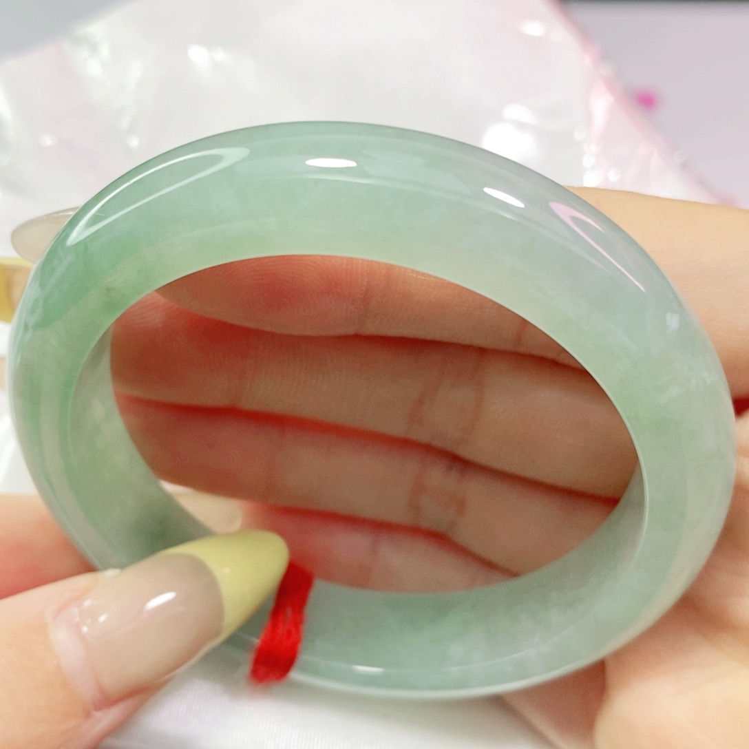 翡翠手镯未镶嵌53.6正圈