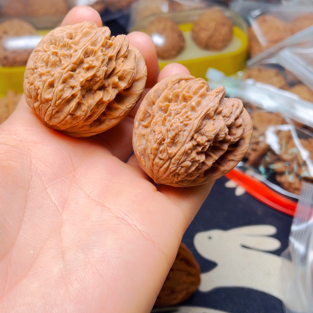 吊坠文玩核桃平谷暴雪天残