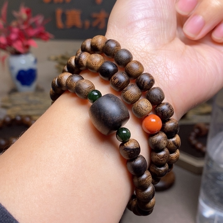 沉香手串越南芽庄瘤疤紫棋楠0.6✖️0.8➕配饰