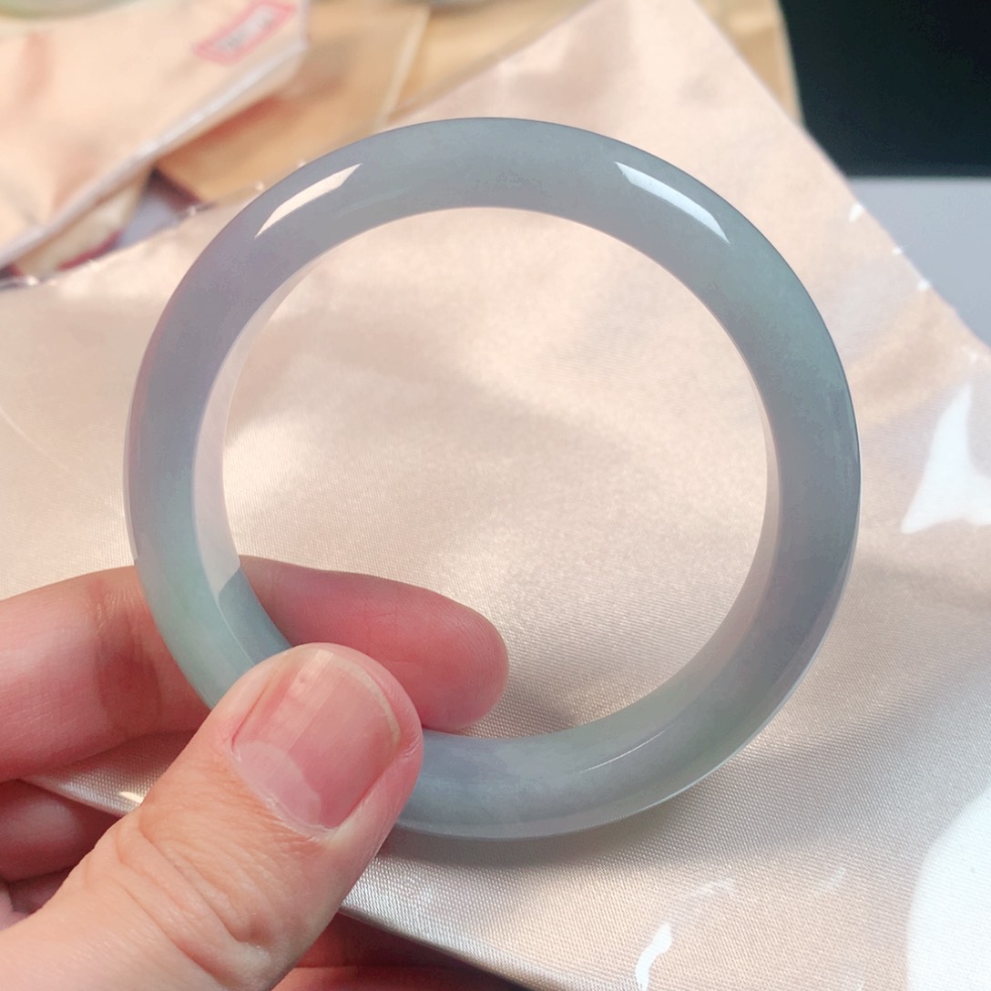 翡翠手镯未镶嵌翡翠手镯1402