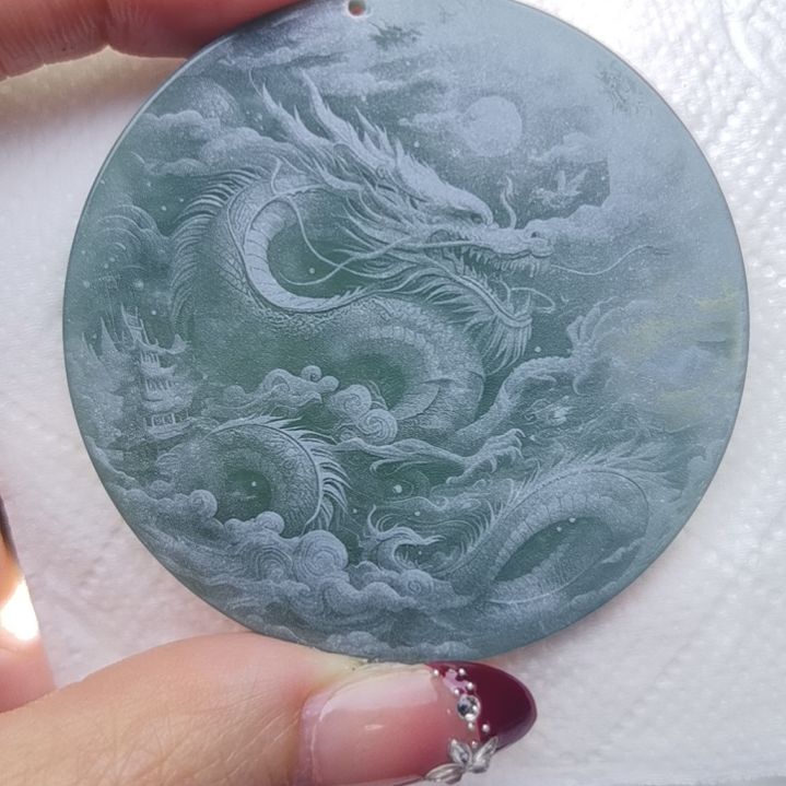 翡翠颈饰未镶嵌天然的A货翡翠多样性发货