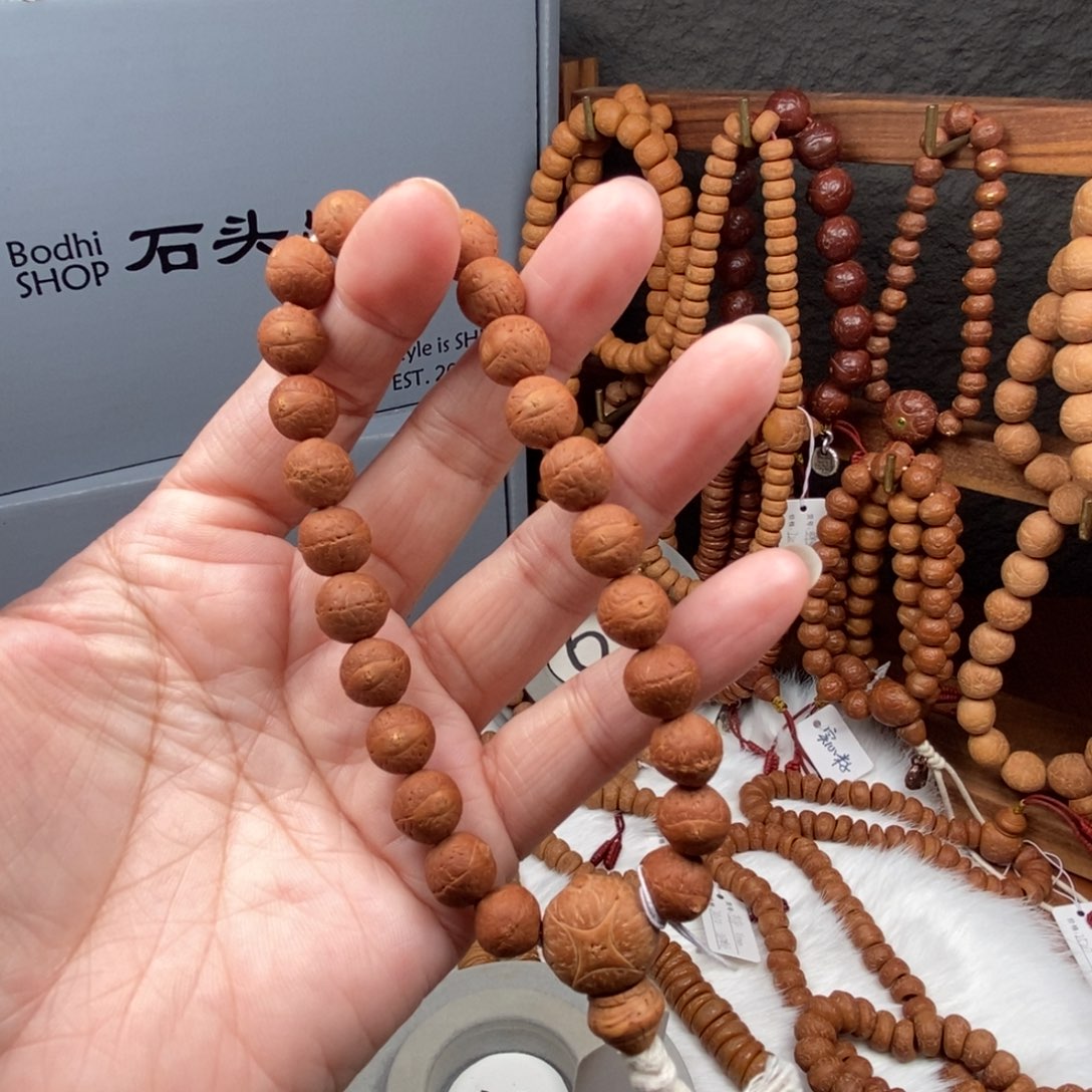 ****！手串凤眼菩提非实心10.5尺24颗st01
