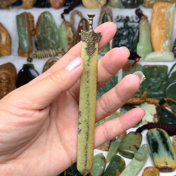岫岩河磨玉（透闪石质玉）手把未镶嵌