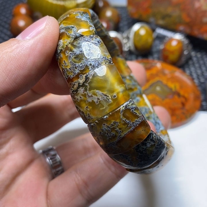 玛瑙/玉髓颈饰未镶嵌溏***蛋