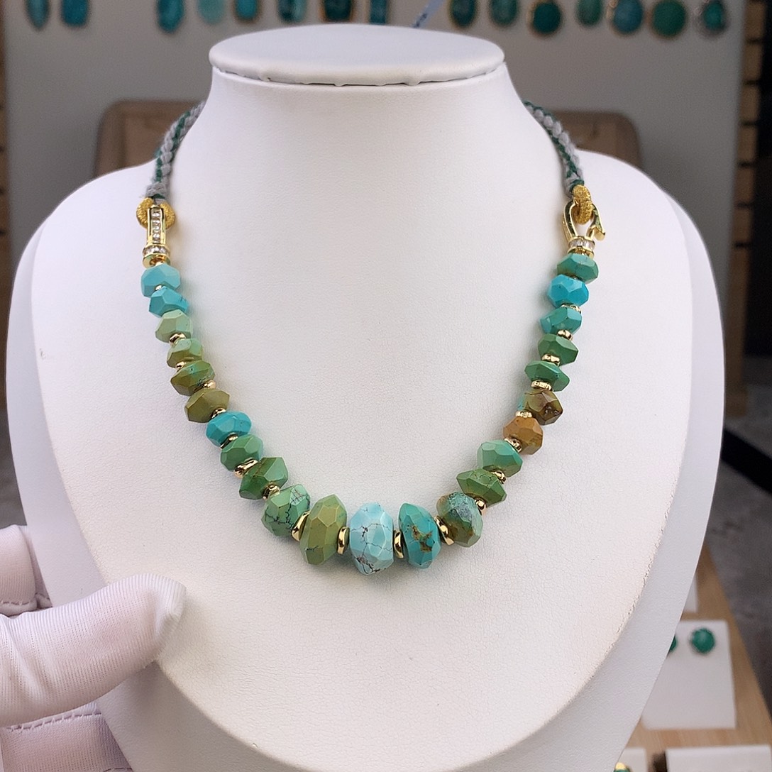 绿松石未镶嵌项链