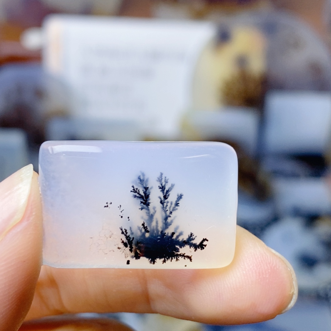 玛瑙/玉髓未镶嵌珠宝奇石