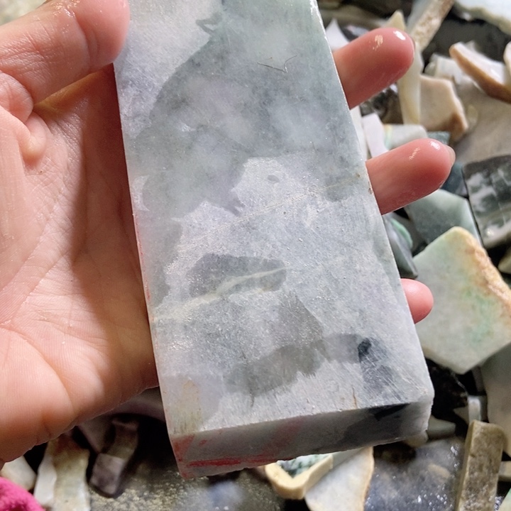 翡翠颈饰未镶嵌天然翡翠