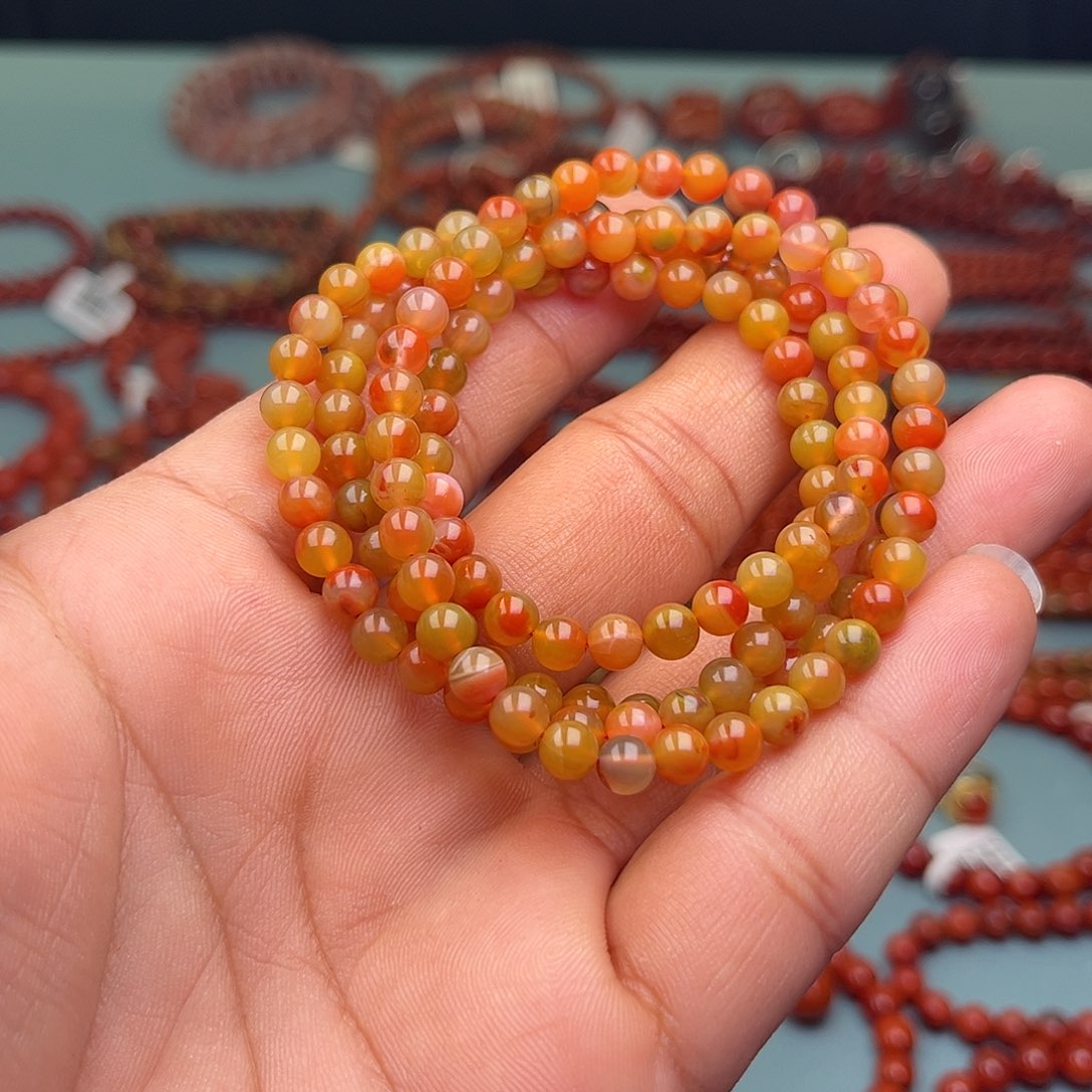 南红玛瑙未镶嵌手链鸡油黄卡5十