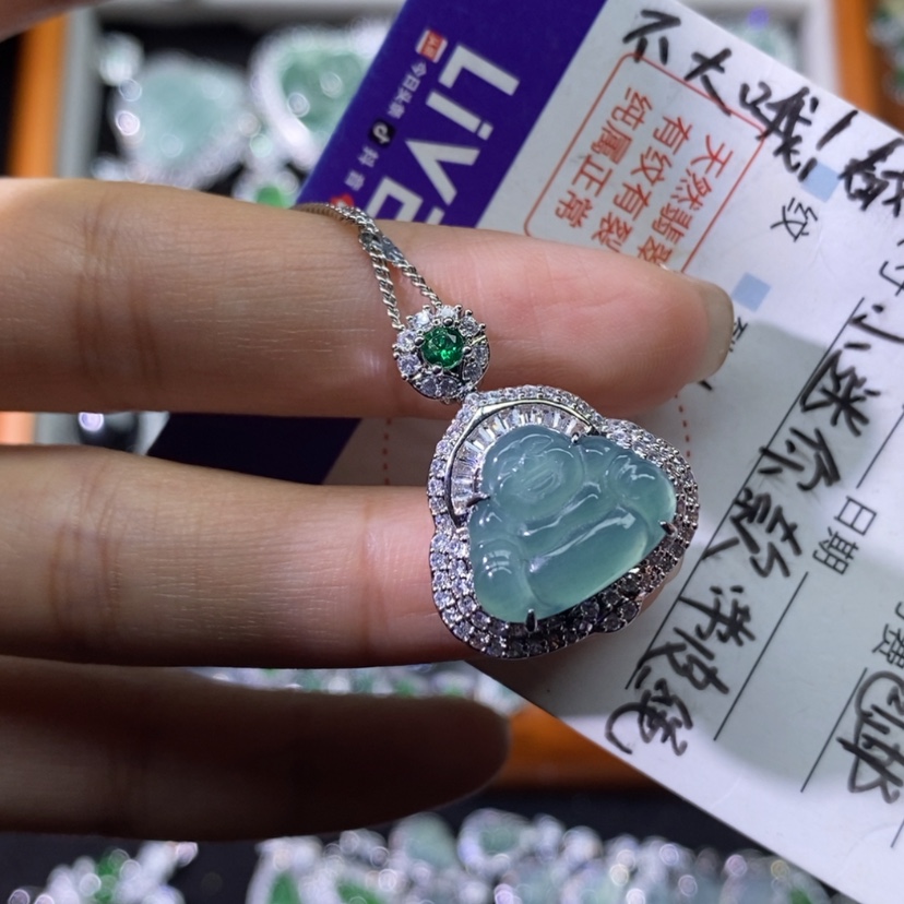 【闪购商品】翡翠颈饰未镶嵌天然