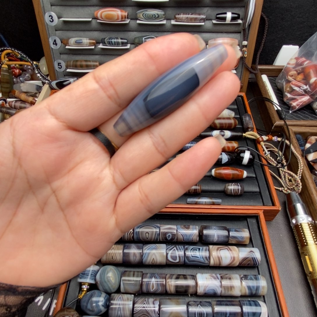 又***天玛瑙/玉髓未镶嵌吊坠