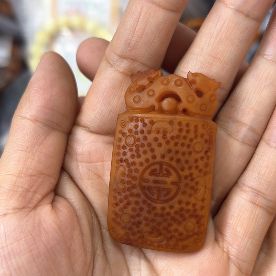 琥珀珠宝奇石未镶嵌410