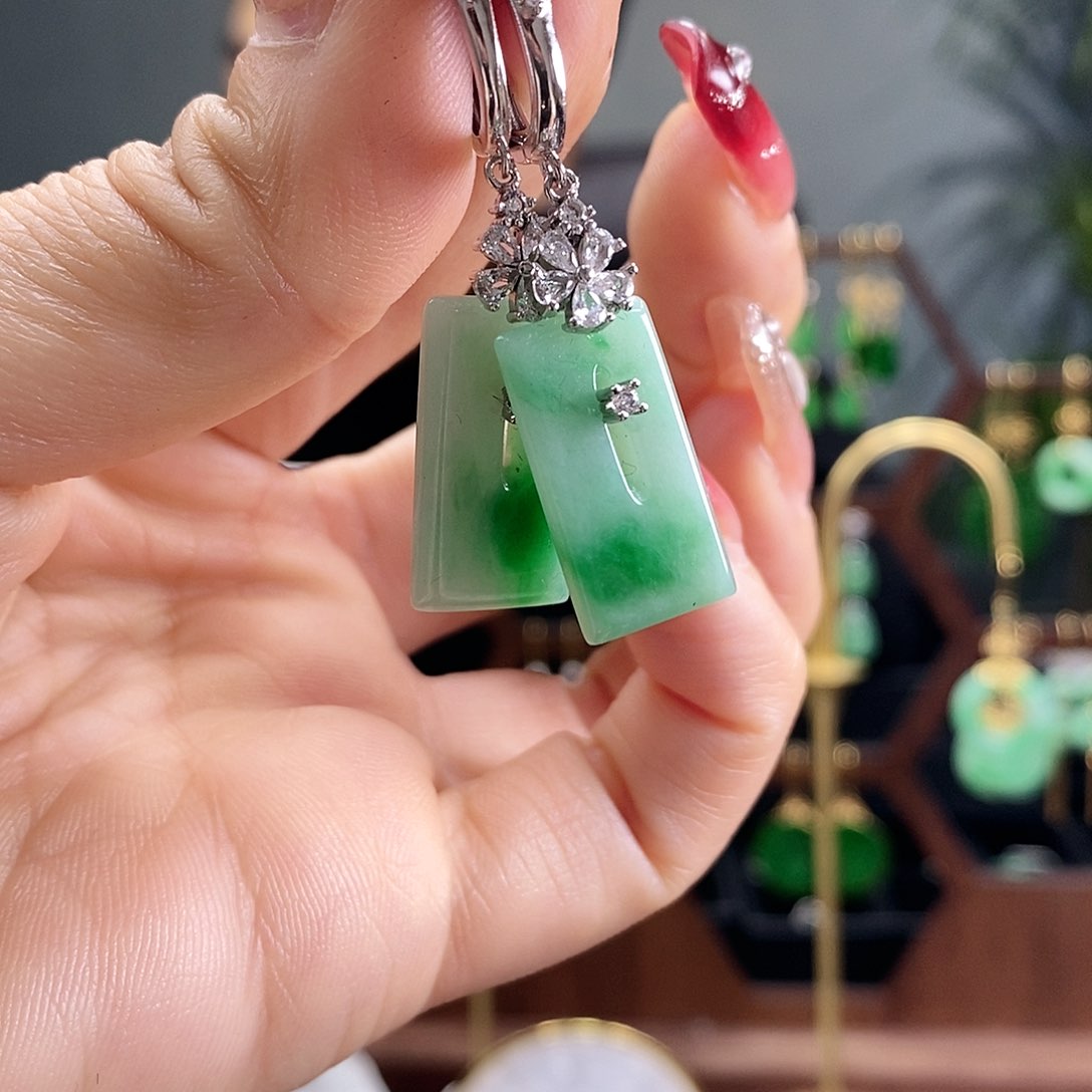 翡翠耳饰银S925镶嵌翡翠