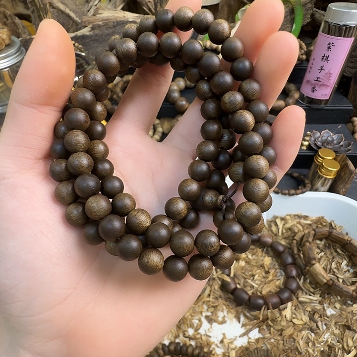 c***r沉香沉香碎屑海南莺歌绿0.8大30克➕沉香碎屑多样性