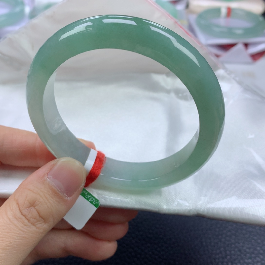 翡翠手镯未镶嵌56➕