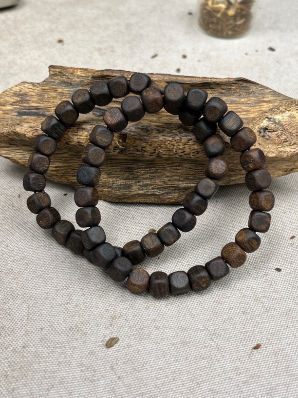 沉香奇楠白奇沉水母方珠虫漏单圈卡7多样性发一条