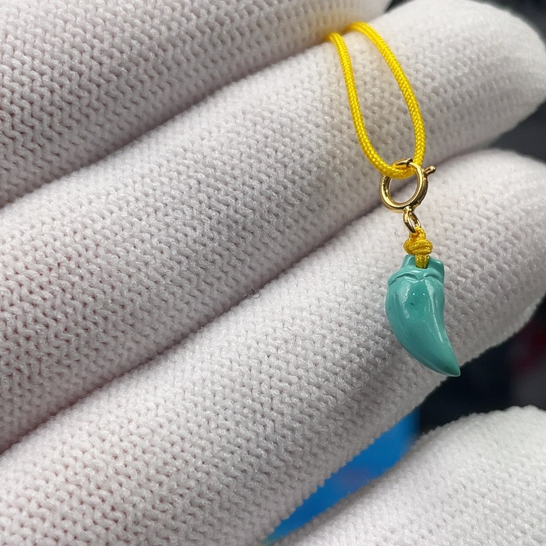 绿松石未镶嵌挂件