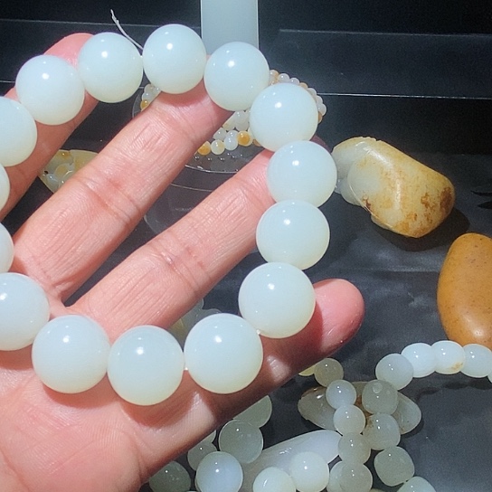 和田玉挂件未镶嵌天*健