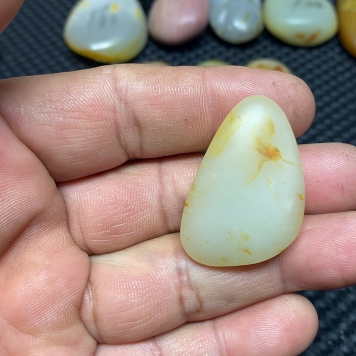 和田玉（白玉）珠宝奇石未镶嵌