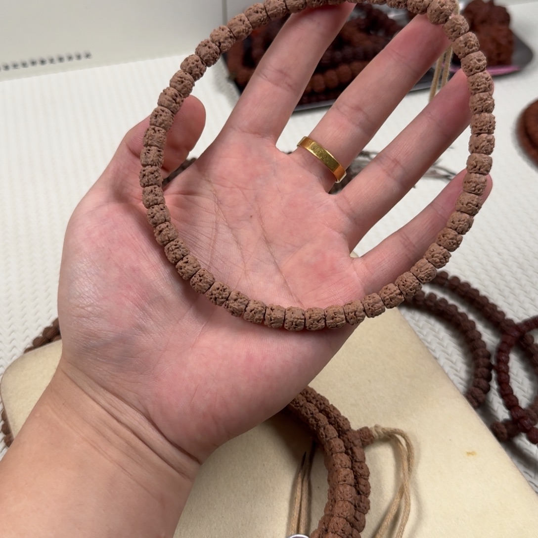 中***_金刚菩提吊坠佛手