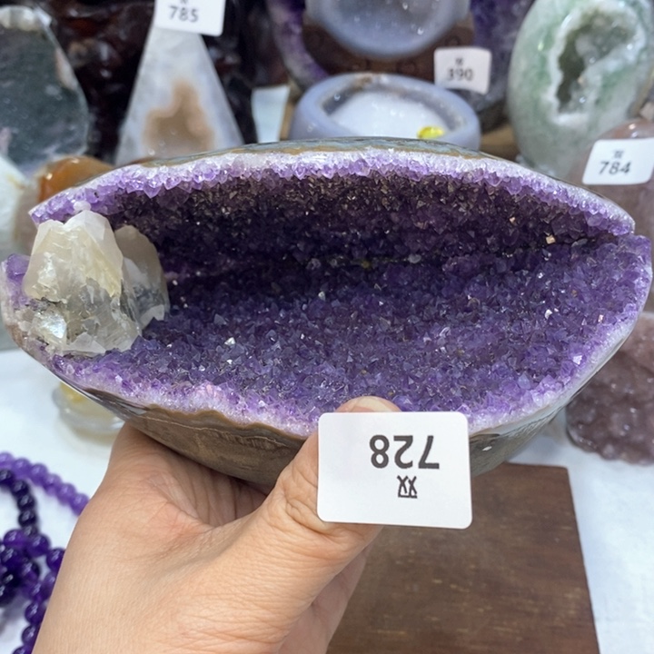 水晶大型摆件（非配饰）未镶嵌方解石