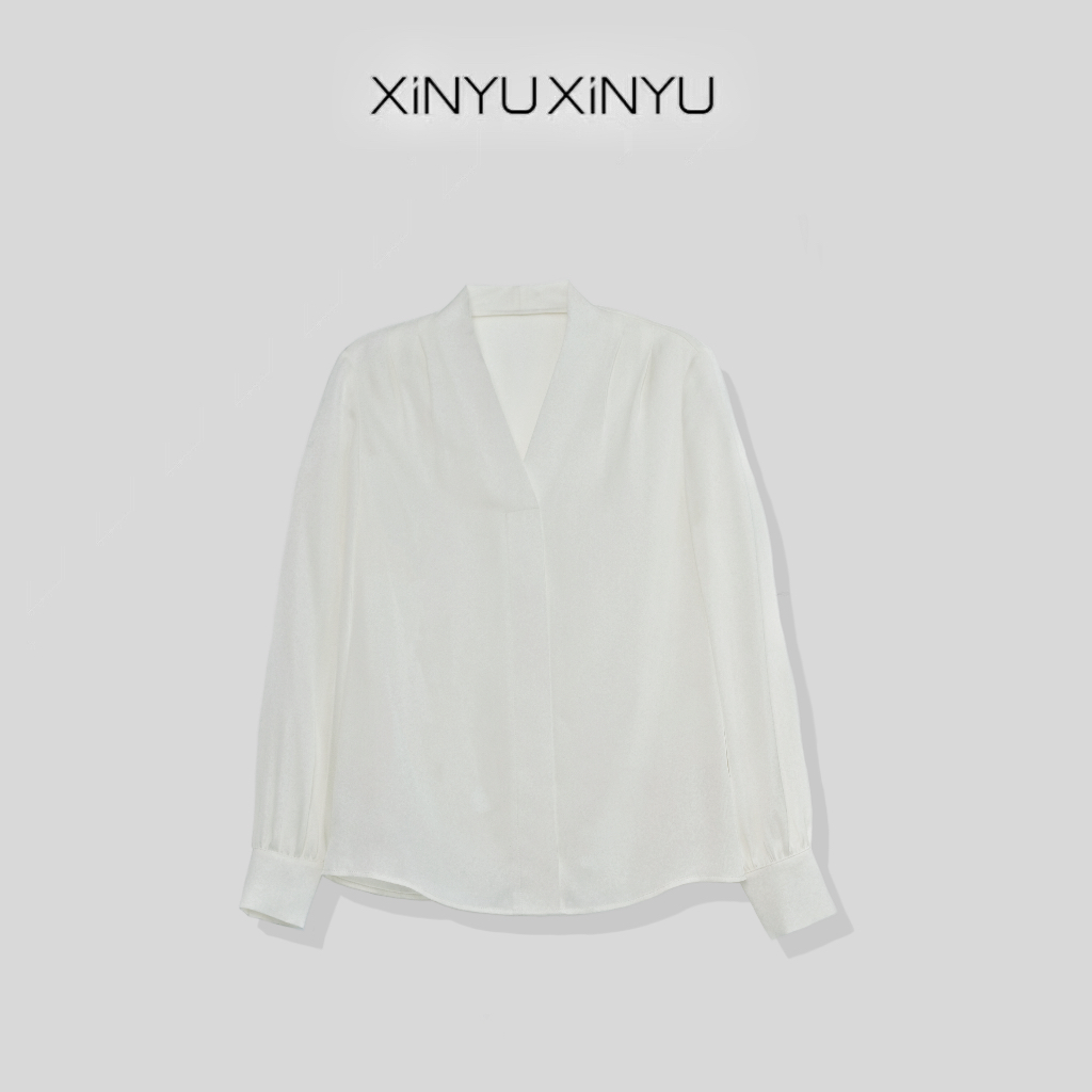 XINYU/芯与V领简约高级丝滑感衬衫 231241 轻奢 时尚 气质 高级