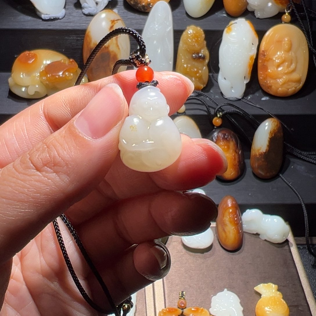 和田玉玉牌未镶嵌你****?