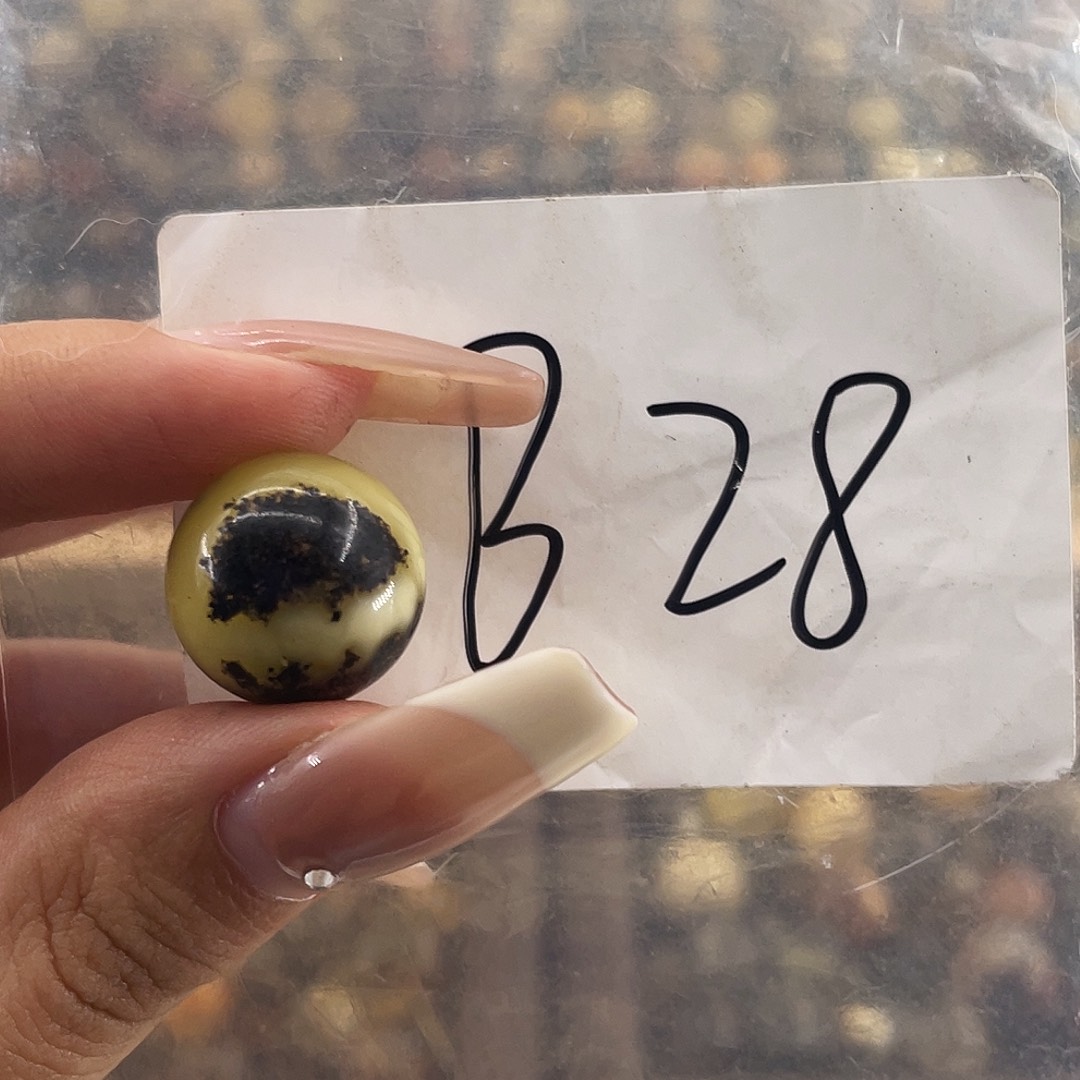 琥珀未镶嵌裸石16.1福利