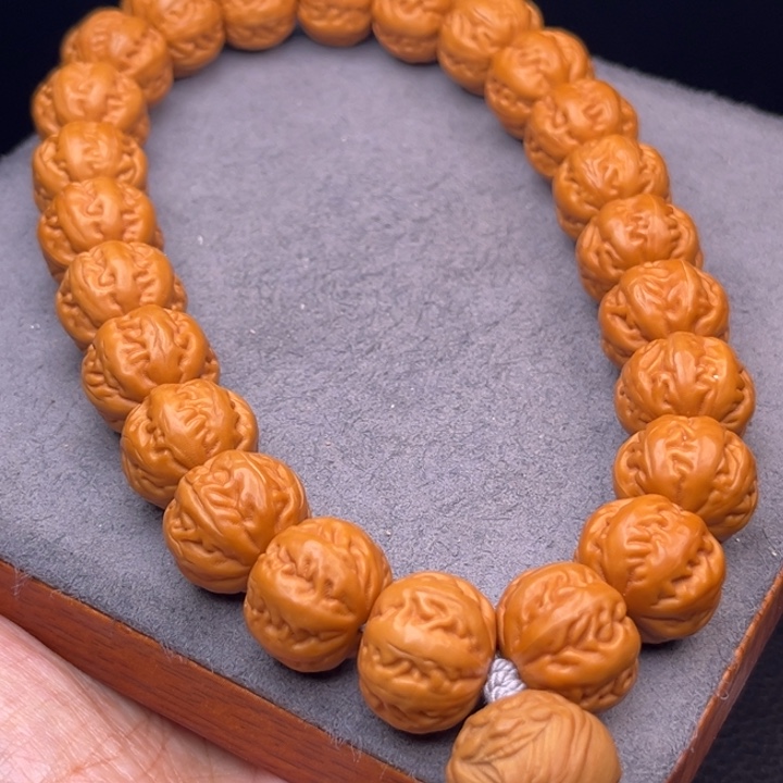 猴头核桃吊坠17麻花手持