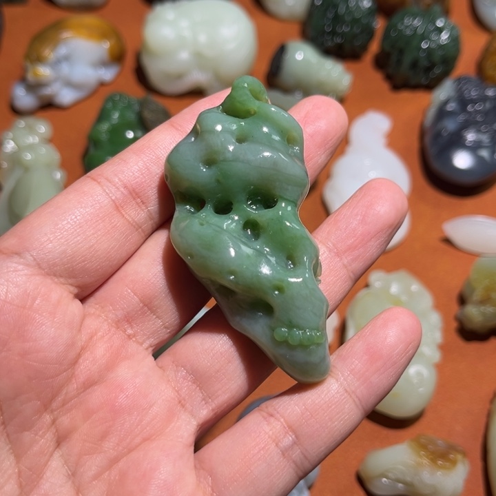 和田玉挂件未镶嵌