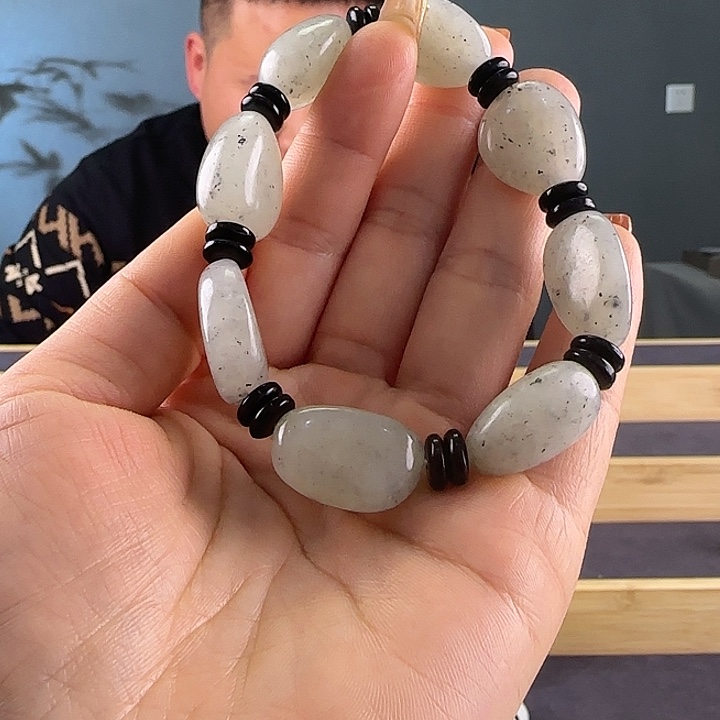 和田玉手链未镶嵌和田玉手串随行