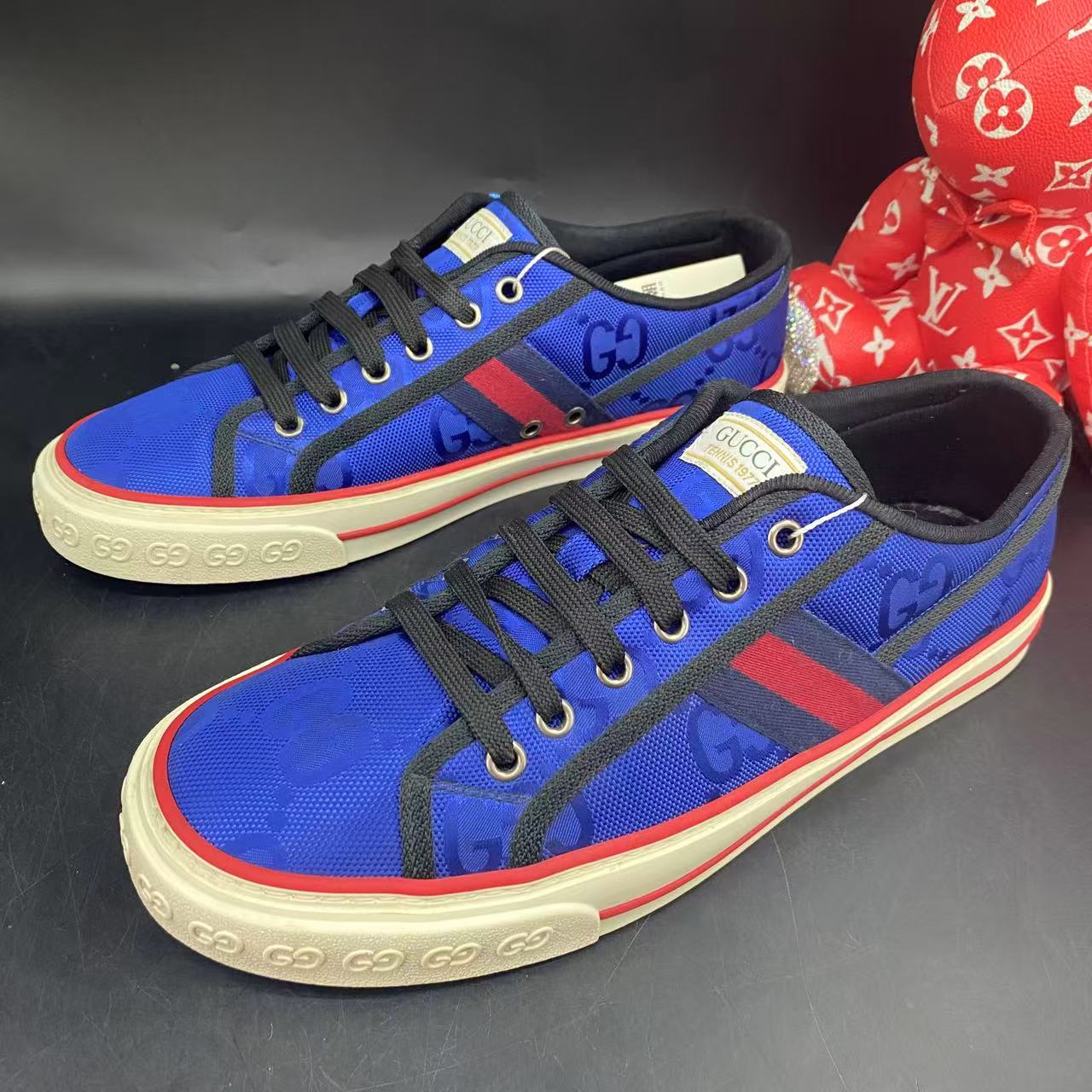 95新 GUCCI/古驰 深蓝色暗纹老花时尚休闲1977板鞋42欧码ddm2300