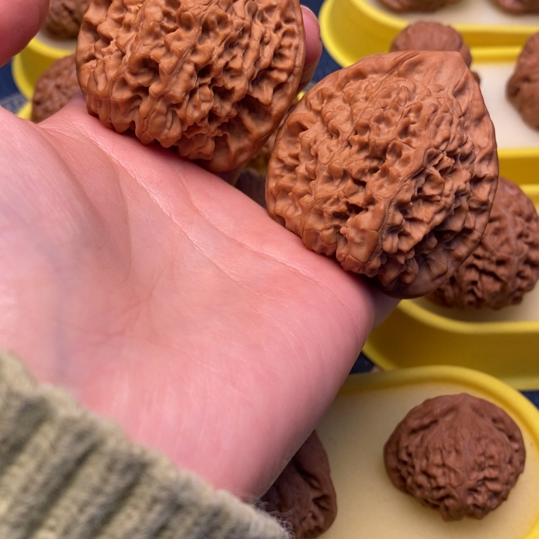 巴***兴文玩核桃把件47帽子