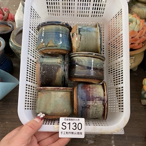 紫砂花盆130微瑕品口径5厘米左右口不圆