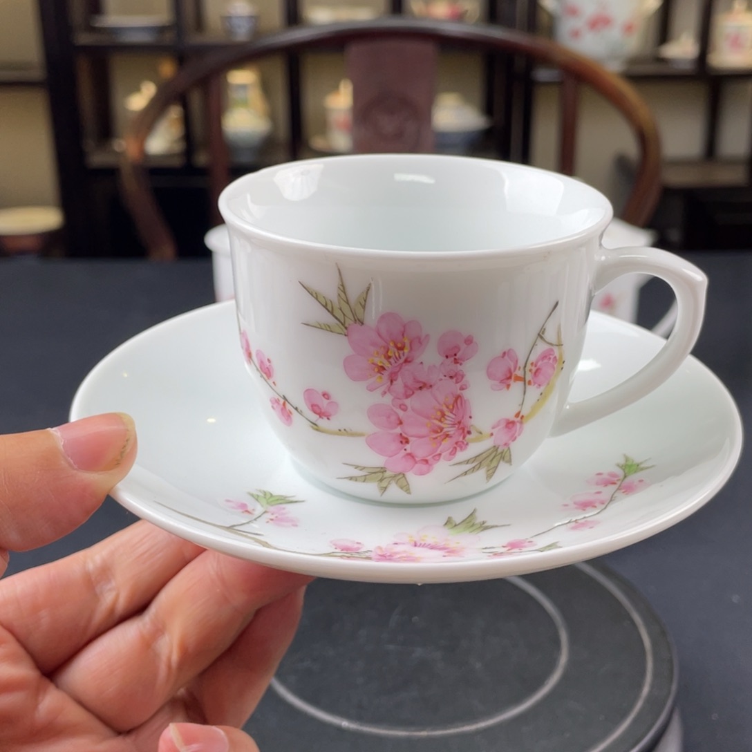 瓷片轻工业陶瓷研究所