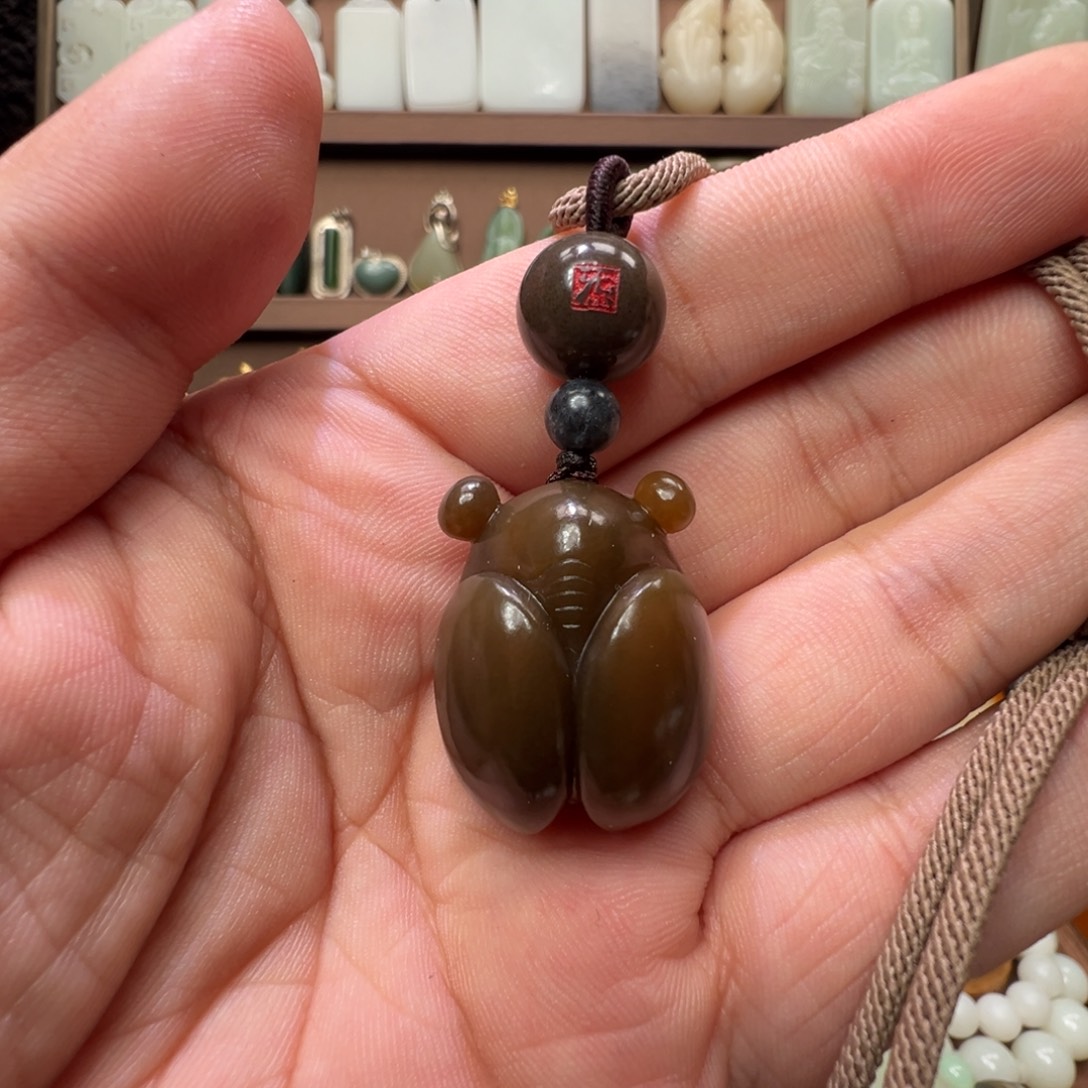 和田玉未镶嵌颈饰新疆楼兰青花糖手工雕刻小胖蝉