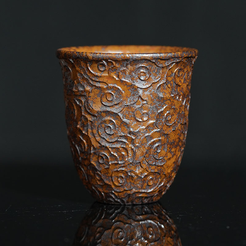 古龍窑玄铁紫泥柴烧全手工祥云浮雕满刻紫砂主人杯