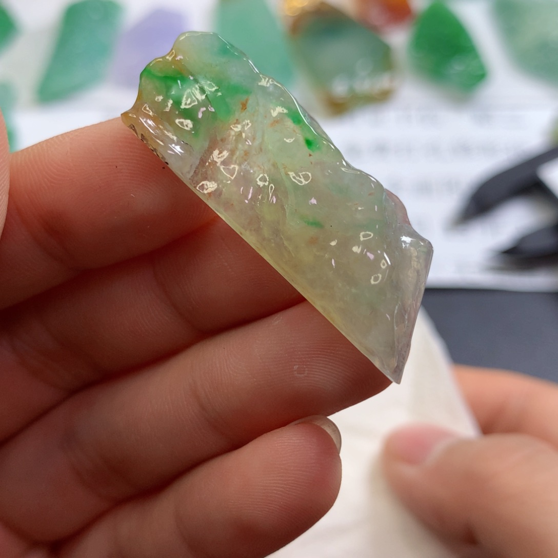 【闪购商品】翡翠吊坠(不含链)未镶嵌